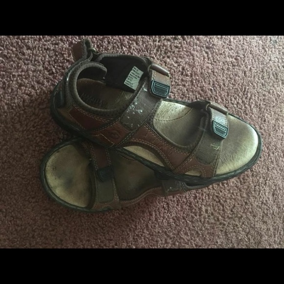 Sandals - Picture 2 of 5